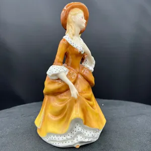 Royal Doulton - Sandra