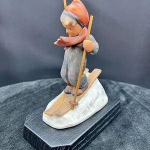 Ski Boy Hummel