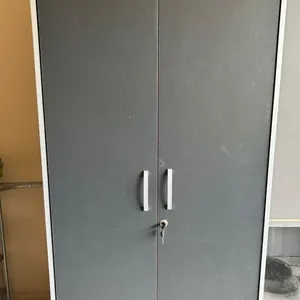 Storage shelf