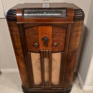 Vintage Rogers Radio