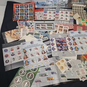 Large Assortment of Canadian Stamps
