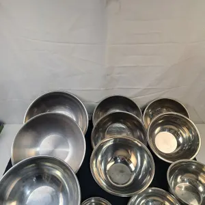 Large Assortment of Metal & Stainless Steel Mixing Bowls - Various Sizes