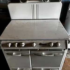 Mokeffe & Merritt Stove