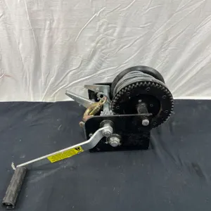 Shelby Hand Winch