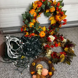 Seasonal Decor Lot