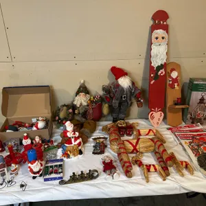 Christmas Decor Lot