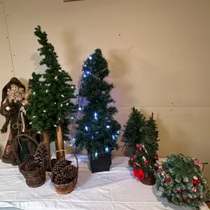 Christmas Decor Lot