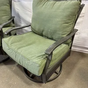 2 Swivel Rocker Patio Chairs