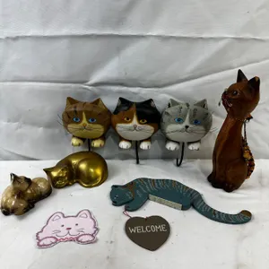 Cat Decor Lot