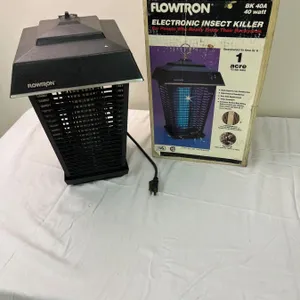 Flowtron Electronic Insect Killer