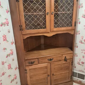 Cozy Corner Hutch