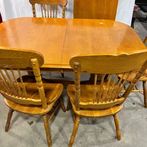 Wooden Dining Table with Pedestal Base, 1 Leaf & 4 Wooden Chairs