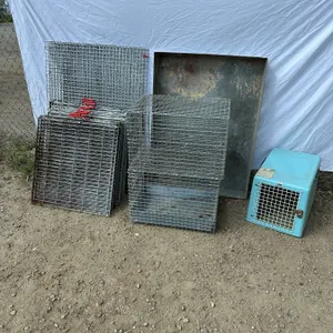 Pet Carriers and Crates