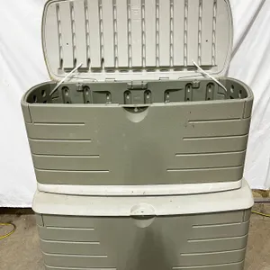 Rubbermaid Deck Boxes with Seat