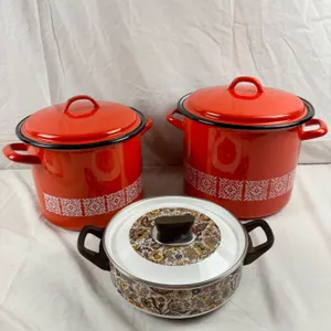 Vintage Enamelled Pots