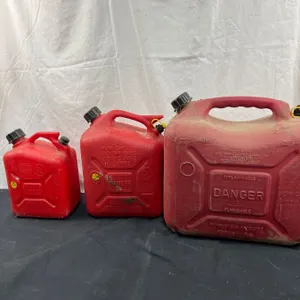 3 Jerry Cans