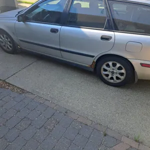 2001 Volvo V40 - Rebuilt/Rebuildable branding