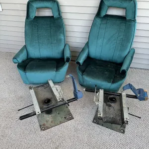Vehicle Bucket Seats