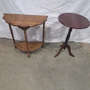 2 Side Tables