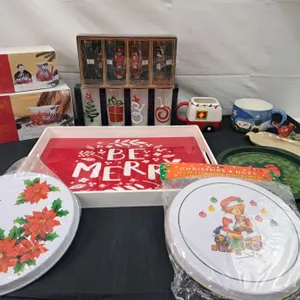 Assorted Christmas KitchenWare