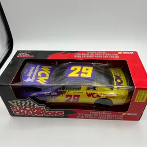 WCW 1/18 Die Cast Car