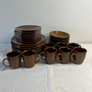 Gluckstein Home Stoneware Dish Set