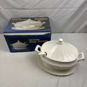 Fine Ceramic Soup Toureen