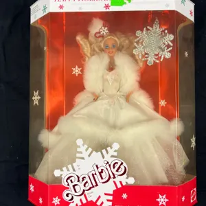 1989 Special Edition Happy Holiday Barbie