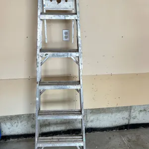 "Lite" Portable 6' Ladder