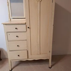Vintage Chifforobe