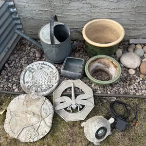 Garden Décor Lot