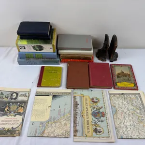Vintage Books & Maps