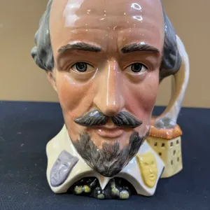 Royal Doulton "William Shakespeare"