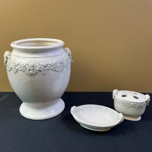 Bathroom Decor Lot