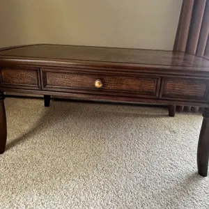 Coffee Table with one drawer