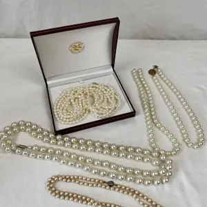 Assortment of Imitation Pearl Necklaces & Box