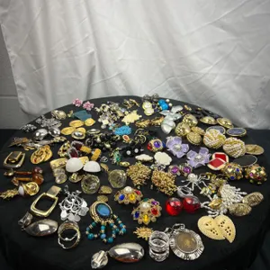 Costume Jewellery Earrings