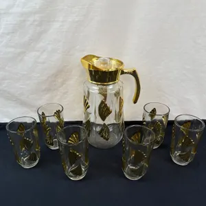 Drink Pitcher & 6 Glasses