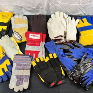 Assorted work gloves