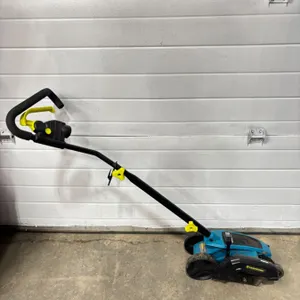 Yardworks 2-in-1 Lawn Edger