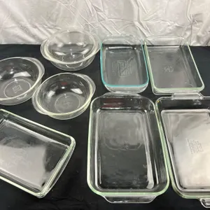 Pyrex Glassware