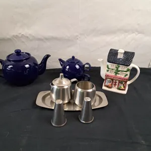 Tea Pots and Serving Lot