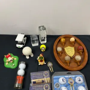 Assorted Golf Decor & Collectables