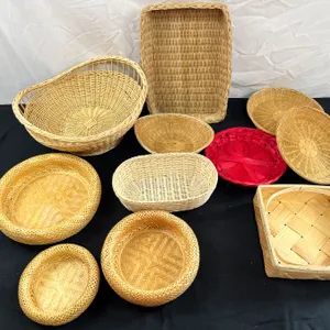 Assortment of Baskets Including a Set of 3 Nesting