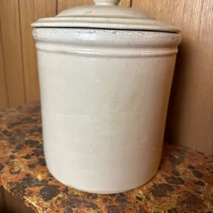 Crock 1
