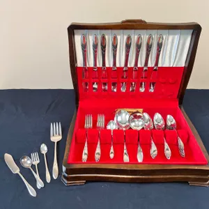 Community Silverware Box Set