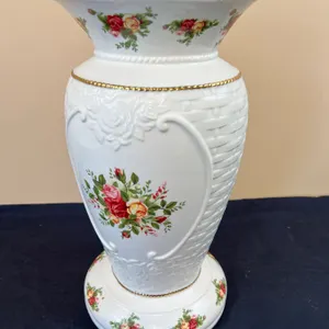 Royal Albert China Vase Old Country Rose
