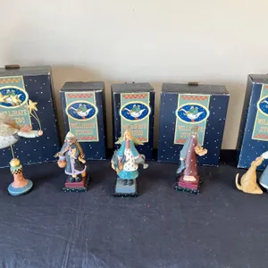Willyraye Studio Holiday Figures