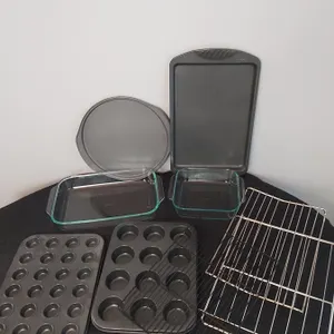 Baking Pans & Dishes