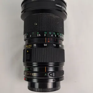 Canon Zom Lens
